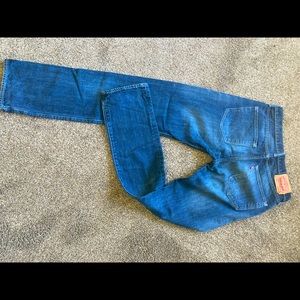 Levi Strauss 501 31 x 34 denim button fly jeans